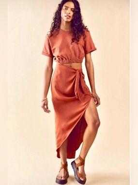 Free People Rae Dress Short Sleeve Side Cutout Wrap Skirt Dress Rust size Medium